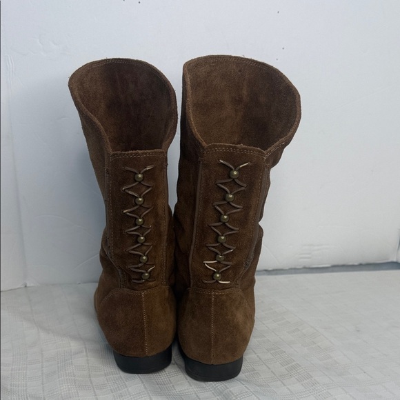 Gianni Bini Brown
 Suede Women's Boots - Picture 3 of 8